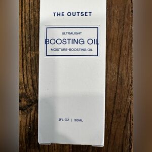 The Outset Ultralight Boosting Oil Moisture-Boosting Oil — White